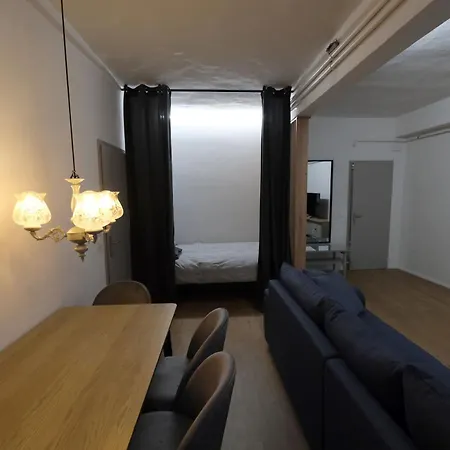 Emona - Old Town Apartman *