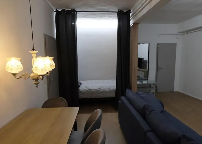 Emona - Old Town Apartman *